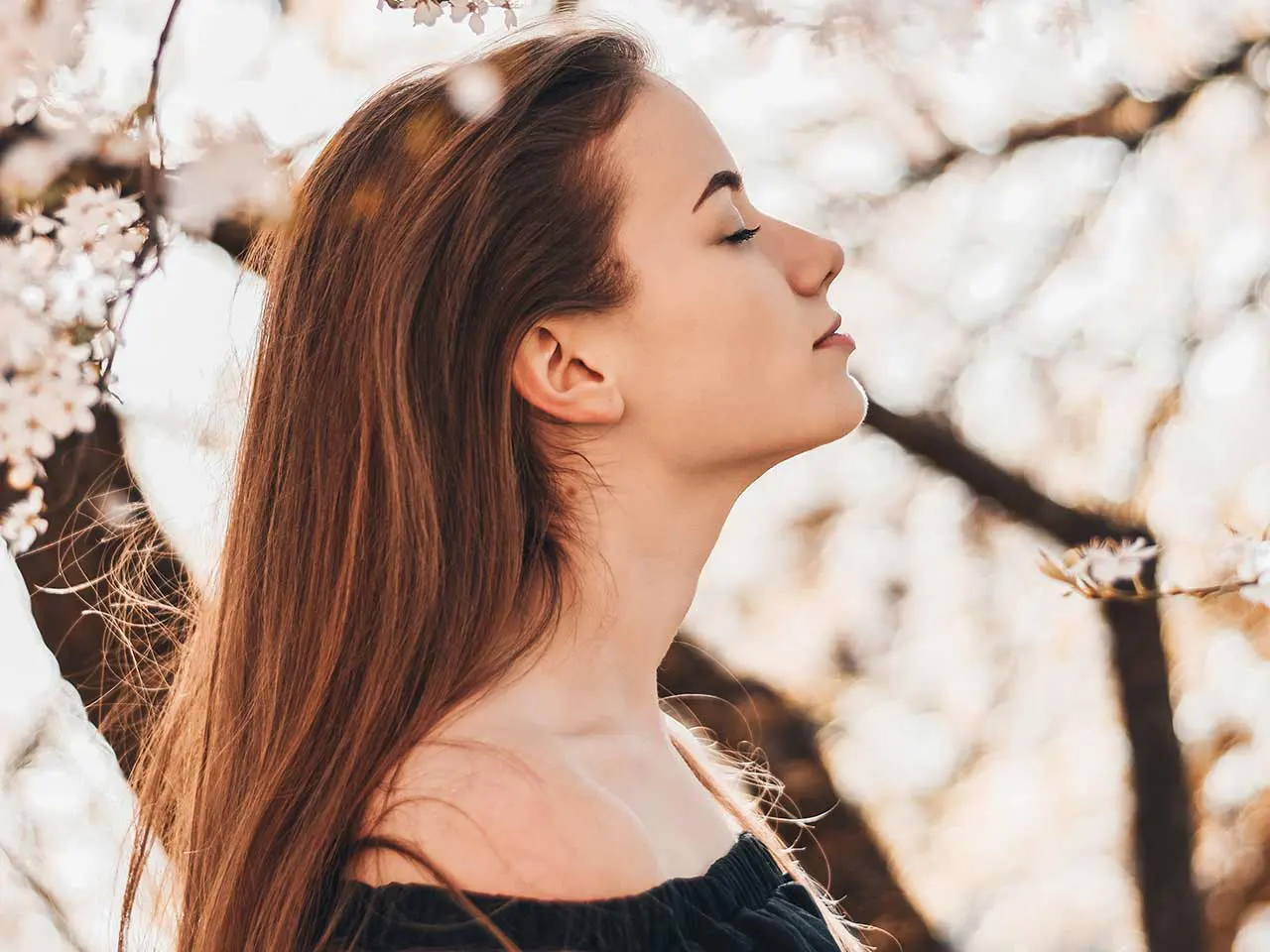 Frau im Frühling, rechteckig